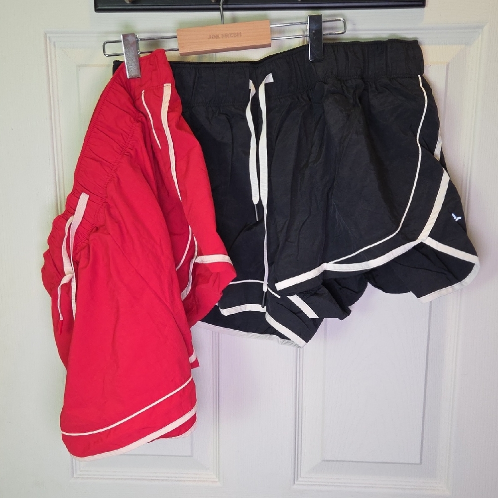 Old Navy Active Athletic Shorts - Black and Red - Retro Style